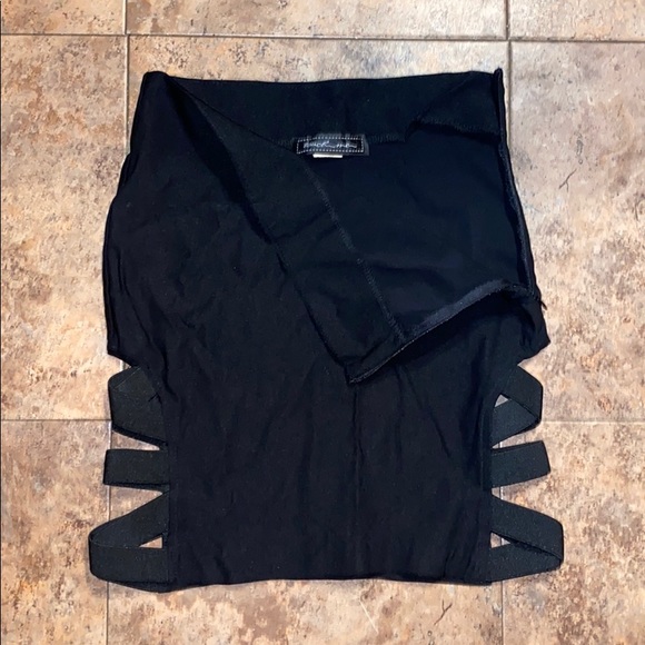 Black mini skirt size M - Picture 2 of 6